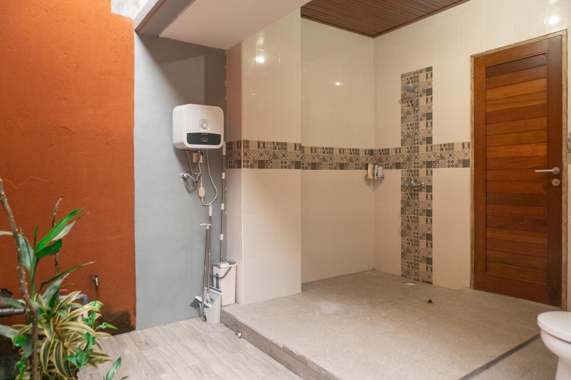 Townhouse, Pool & Kitchen, Ubud, Cucus Mondok Aparthotel Ngoại thất bức ảnh